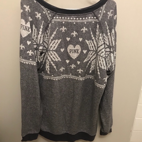 VS PINK Snowflake Holiday Sweater - Picture 2 of 3